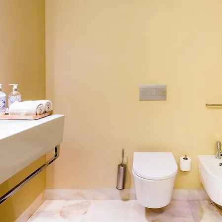 Apartman Time Out Market - Ar Condicionado - Elevador